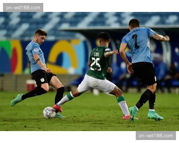 乌拉圭中场硬度优势明显 阿隆索打造双后腰屏障保护防线